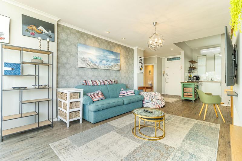 To Let 2 Bedroom Property for Rent in Sea Point Western Cape